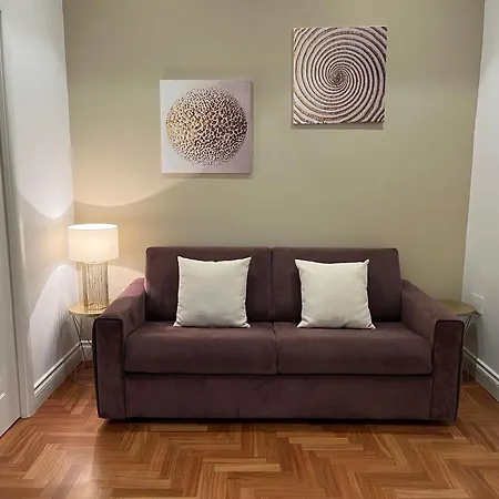 B&B Villa Sant'Elmo con parcheggio interno-2